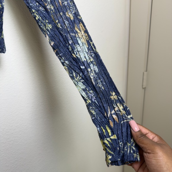 Free People Women Angelina Top XS Blue Sheer Button Front Long Sleeve Crop Indie - Picture 4 of 10